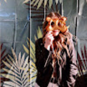 Meet your Posher, Jasmine